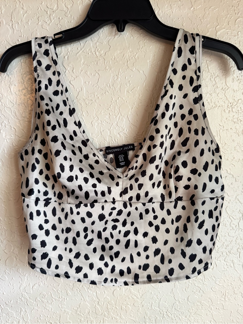 Sincerely Jules V-Neck Crop Top Animal Print Side Zipper Medium